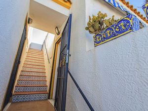 23918864-Ferienwohnung-4-Torrevieja-300x225-5