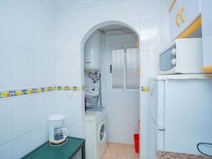 23494132-Ferienwohnung-4-Torrevieja-300x225-3