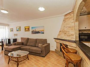 24000322-Ferienwohnung-7-Torrevieja-300x225-1