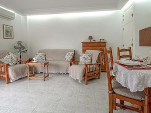 23743284-Ferienwohnung-4-Torrevieja-300x225-4