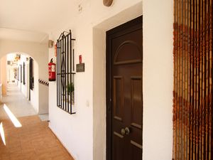 23743678-Ferienwohnung-4-Torrevieja-300x225-0