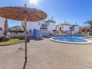 23744504-Ferienwohnung-4-Torrevieja-300x225-1