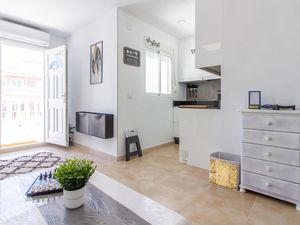 23747377-Ferienwohnung-4-Torrevieja-300x225-2