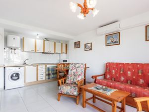 23756554-Ferienwohnung-3-Torrevieja-300x225-4