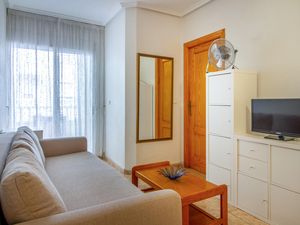 23758128-Ferienwohnung-4-Torrevieja-300x225-2