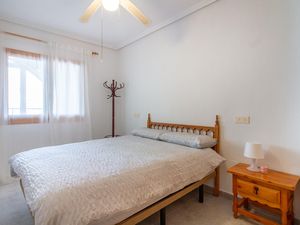 23761179-Ferienwohnung-6-Torrevieja-300x225-5