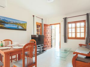 23763794-Ferienwohnung-4-Torrevieja-300x225-3