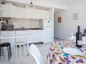 24004989-Ferienwohnung-2-Torrevieja-300x225-3