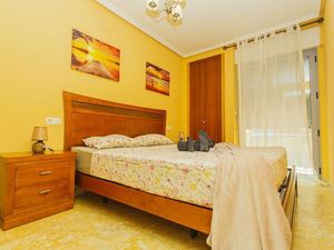 23826413-Ferienwohnung-4-Torrevieja-300x225-5