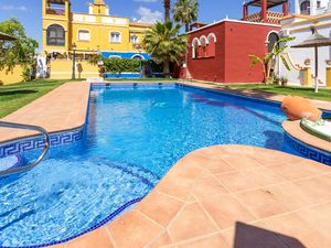 23761797-Ferienwohnung-4-Torrevieja-300x225-0