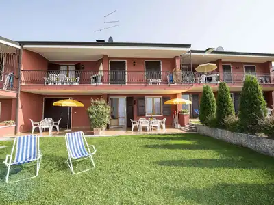 Ferienwohnung für 4 Personen (30 m²) in Torri del Benaco 1/10
