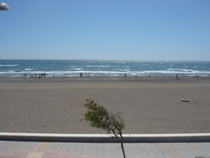 Aussicht vom Balkon über der Erdgeschoss-Wohnung, Strandleben pur und nicht überfüllt!