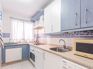 23748361-Ferienwohnung-5-Torrox-300x225-3