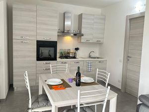 23966151-Ferienwohnung-2-Tortolì-300x225-4