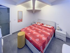 24059837-Ferienwohnung-4-Tortoreto-300x225-4