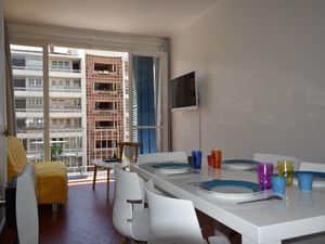 23040257-Ferienwohnung-4-Toulon-300x225-1