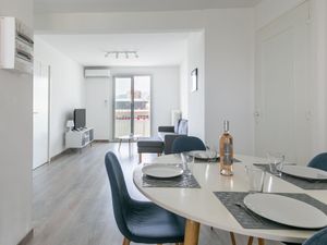 23856468-Ferienwohnung-4-Toulon-300x225-2