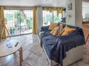 24018470-Ferienwohnung-4-Toulon-300x225-2