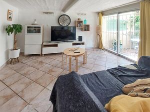 24018470-Ferienwohnung-4-Toulon-300x225-3