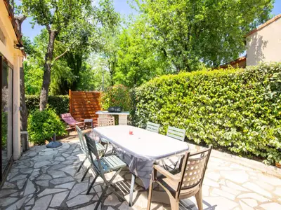 Ferienwohnung für 8 Personen (52 m²) in Tourrettes 3/10