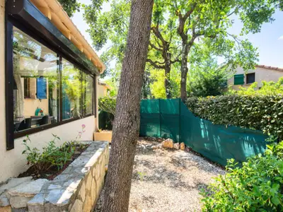 Ferienwohnung für 8 Personen (52 m²) in Tourrettes 4/10