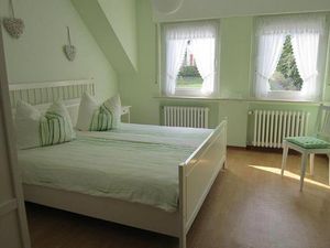 17972998-Ferienwohnung-4-Traben-Trarbach-300x225-4