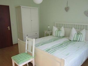 17972998-Ferienwohnung-4-Traben-Trarbach-300x225-5