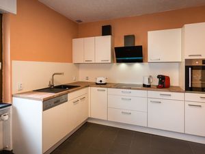 23922748-Ferienwohnung-8-Traben-Trarbach-300x225-4