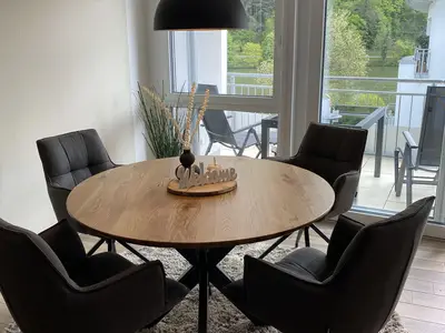 Esstisch