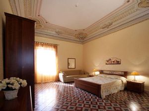 23047589-Ferienwohnung-5-Trapani-300x225-0