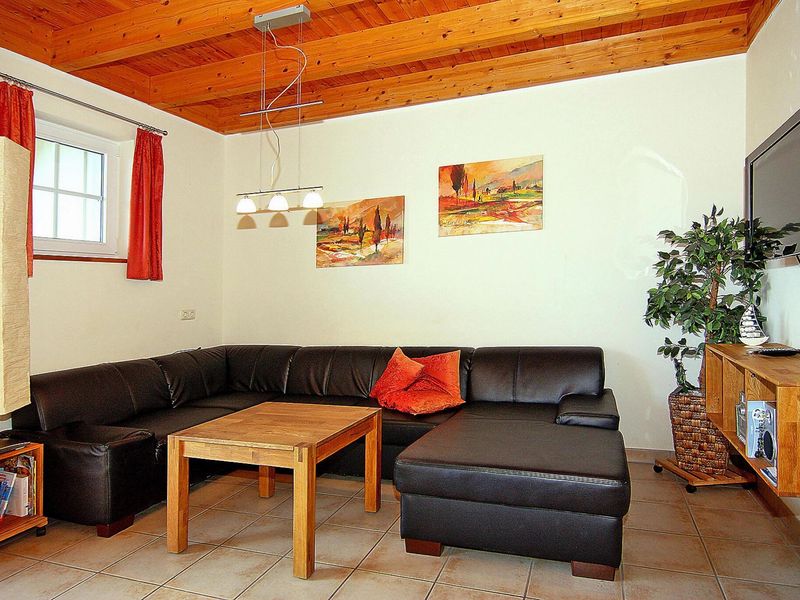 23291449-Ferienwohnung-8-Trassenheide (Ostseebad)-800x600-1