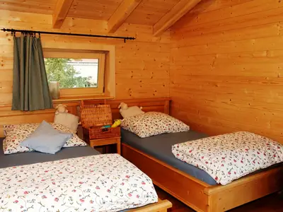 Schlafzimmer 3