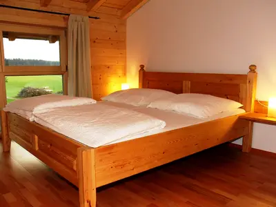 Schlafzimmer 2