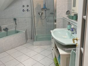 23375331-Ferienwohnung-6-Traunstein-300x225-5