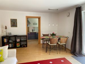 23082355-Ferienwohnung-4-Traunstein-300x225-2