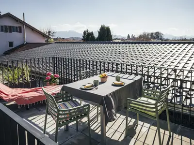 Dachterrasse mit Bergblick