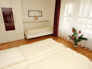 23390184-Ferienwohnung-3-Travemünde-300x225-5