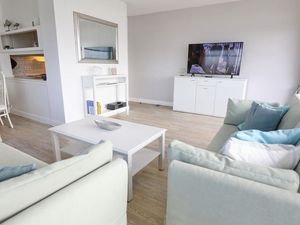 23974625-Ferienwohnung-2-Travemünde-300x225-4