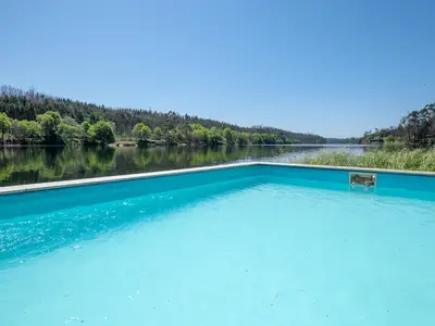 PoolOfHouse
