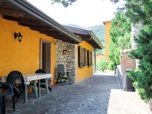 23848935-Ferienwohnung-2-Tremosine Sul Garda-300x225-1