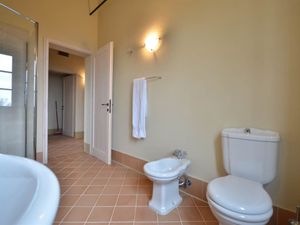 23858734-Ferienwohnung-4-Trequanda-300x225-2