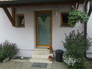 23305565-Ferienwohnung-5-Treuchtlingen-300x225-3