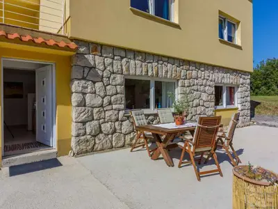 Ferienwohnung für 6 Personen (95 m²) in Tribalj 4/10
