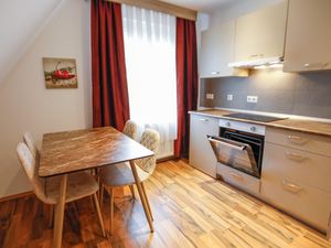 23336244-Ferienwohnung-2-Triberg-300x225-4