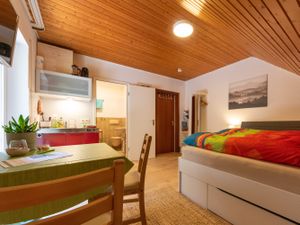 23471447-Ferienwohnung-2-Triberg-300x225-4