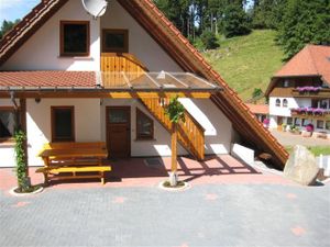 5433189-Ferienwohnung-6-Triberg-300x225-5