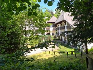 23957588-Ferienwohnung-2-Triberg-300x225-1