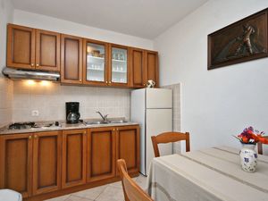 23933637-Ferienwohnung-5-Tribulje-300x225-3