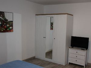 19360534-Ferienwohnung-0-Tribunj-300x225-5