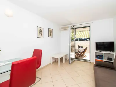 Ferienwohnung für 4 Personen (40 m²) in Tribunj 8/10